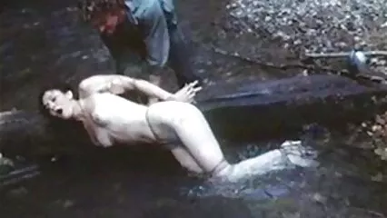 Tirón peludo secuestra a dos prostitutas para el placer maduras mexicanasxxx corporal