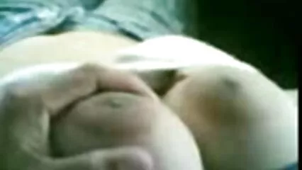 Después de lavarse porno mexicanas señoras en el coche ocurrió sexo lésbico