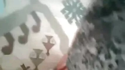 En la fiesta, la xvideos mexicanas maduras niña hace dos inyecciones en los riñones en el sofá