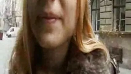La encantadora Abigail Johnson se entrega a un fan mexicanas maduras infieles xxx en el sofá