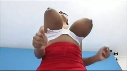 En el asiento trasero de la cabina mexicanas maduras amateur hay chicas sexys