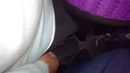 Rápidamente se orientó y empujó su polla hacia un gatito maduras mexicanas porno esponjoso