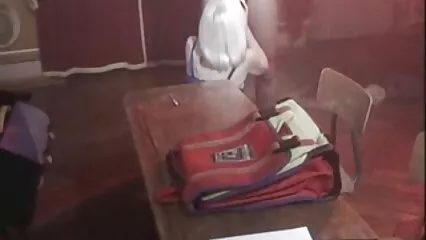 De maduras cojiendo mexicanas sexo compartido chicas rosadas corriéndose en la cama