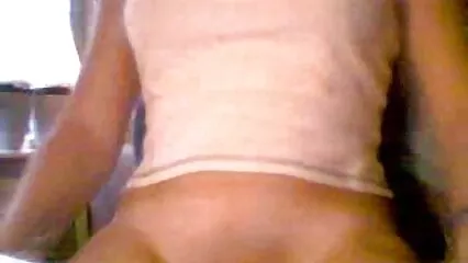 estaba trabajando en un largo beso con su amante. pornhub maduras mexicanas