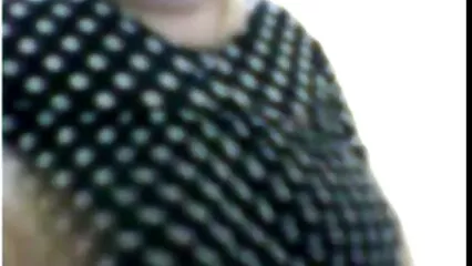 Gato en videos de maduras xxx mexicanas llamas se rinde a un agente sexual en la oficina