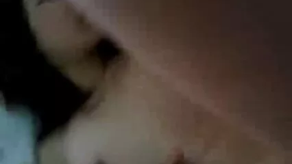 Adolescente cabalgando sobre la polla con su hermoso maduras calientes mexicanas gato