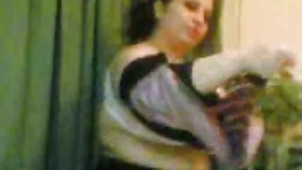 Lesbiana sexy sexo con mexicanas maduras ayudó a su novia a obtener esperma