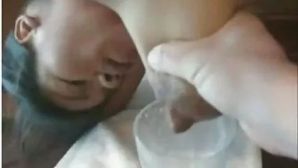 Adorable burdel decorado de mujer joven en el sexo anal con maduras mexicanas granero