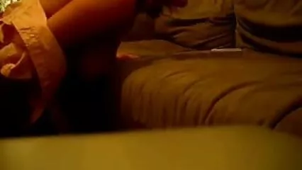 Besos videos pornos de mujeres maduras mexicanas sinceros de novilla con marido y su amigo en casa