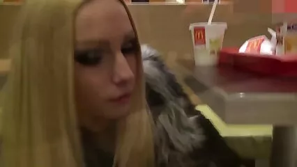 Por primera vez en su vida, tomó semen en su boca frente videos porno de mexicanas maduras a la cámara.